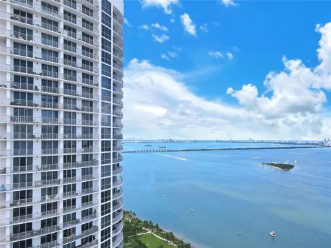 1750 Bayshore Dr #4504