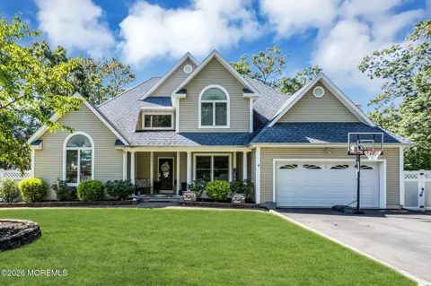 1142 Kenton Drive