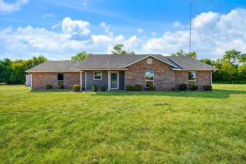 7676 Farm Market 137 Road