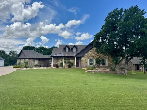 570 S Sugartree Drive