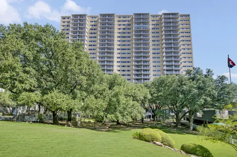 3883 Turtle Creek Boulevard #1717