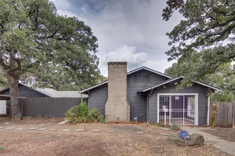 2625 Canton Drive
