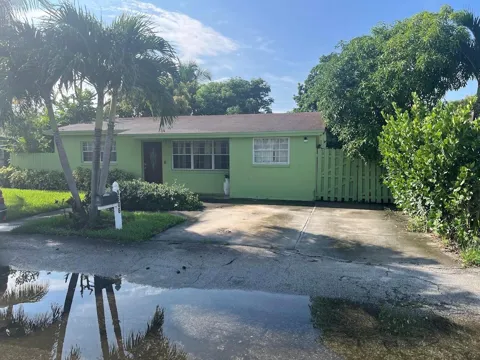 1306 DATE PALM DRIVE