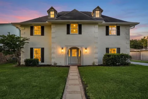 5030 Bayou Vista Drive