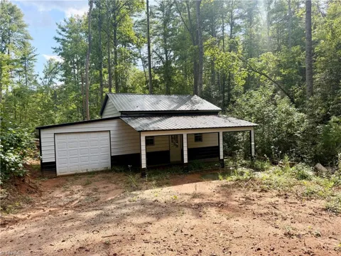 3375 Etta Heights