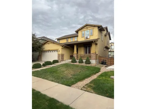 10136 Ventura Street