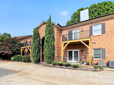 1012 Queens Road #C