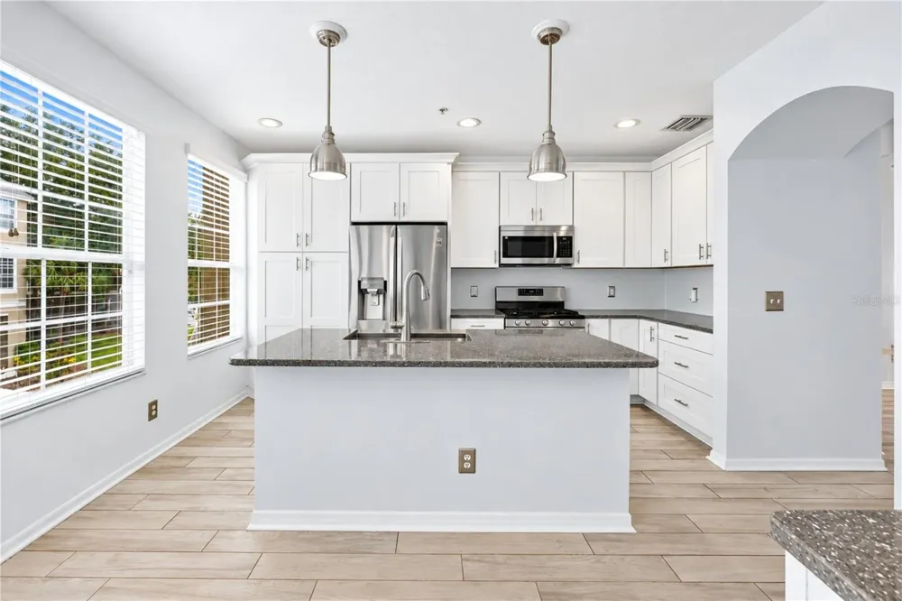 3018 BAYSHORE POINTE DRIVE Tampa, FL 33611