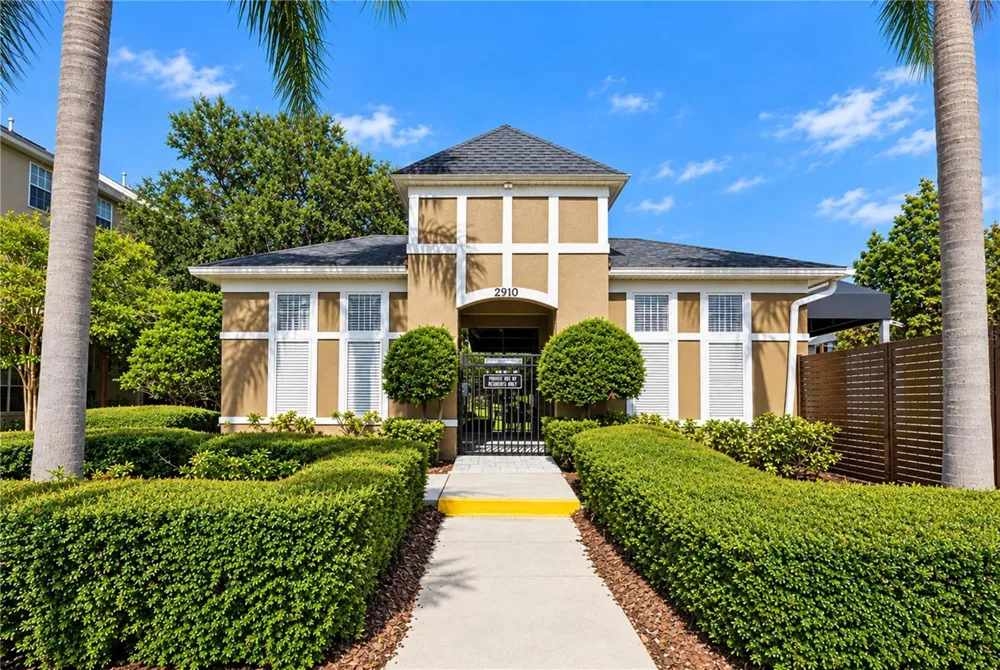 3018 BAYSHORE POINTE DRIVE Tampa, FL 33611