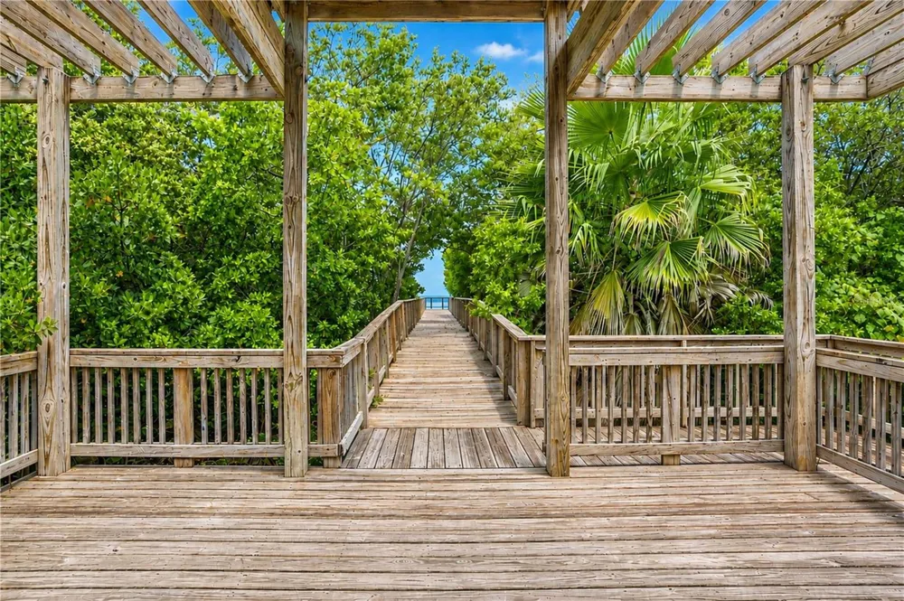 3018 BAYSHORE POINTE DRIVE Tampa, FL 33611
