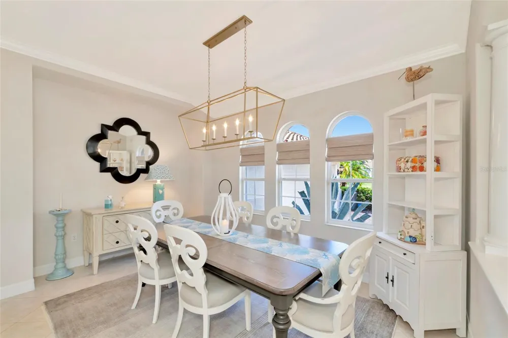 9719 DISCOVERY TERRACE Bradenton, FL 34212