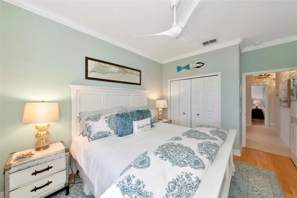 9719 DISCOVERY TERRACE Bradenton, FL 34212
