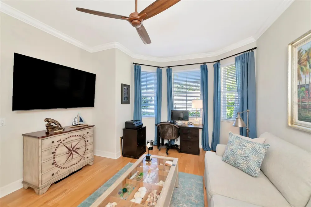 9719 DISCOVERY TERRACE Bradenton, FL 34212