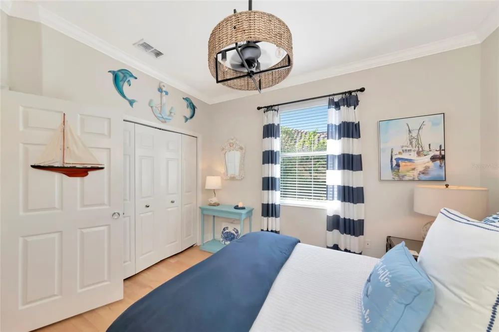 9719 DISCOVERY TERRACE Bradenton, FL 34212