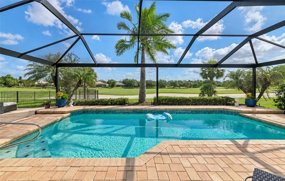 9719 DISCOVERY TERRACE Bradenton, FL 34212
