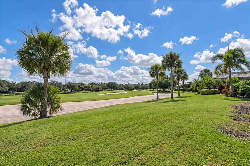 9719 DISCOVERY TERRACE Bradenton, FL 34212