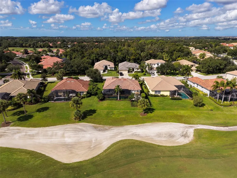 9719 DISCOVERY TERRACE Bradenton, FL 34212