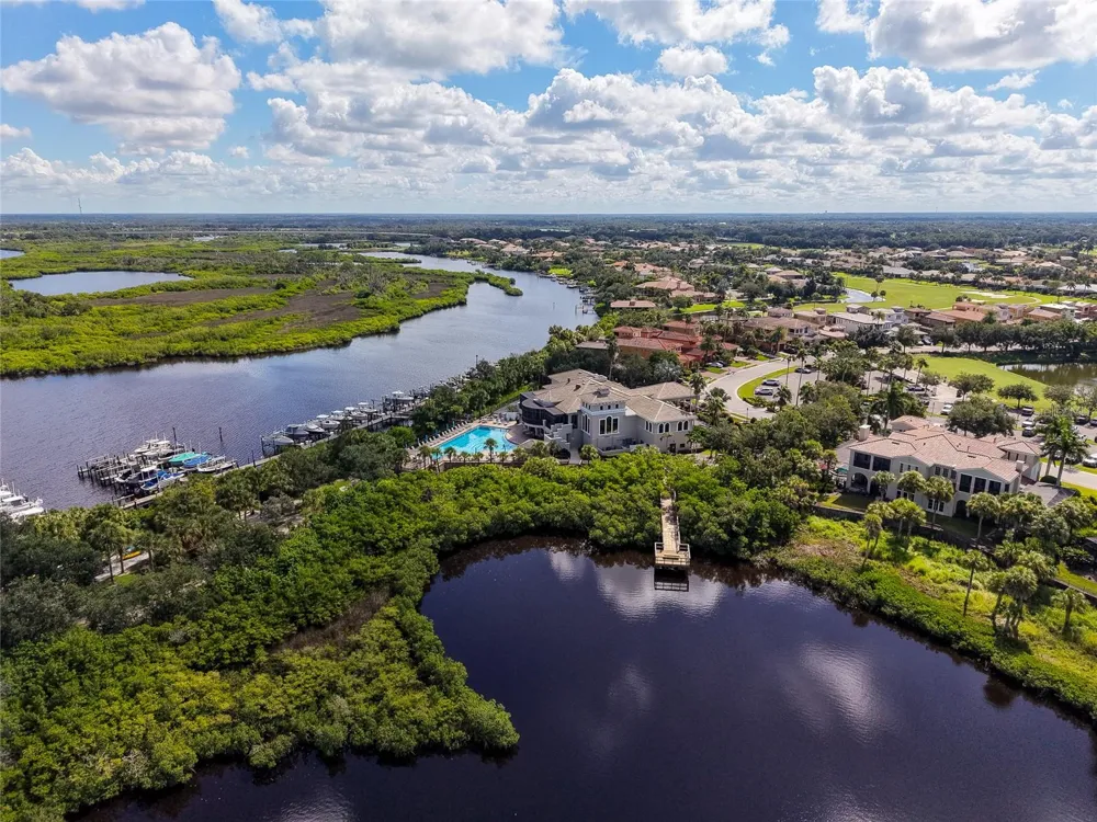9719 DISCOVERY TERRACE Bradenton, FL 34212