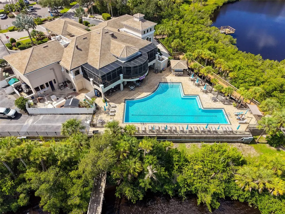 9719 DISCOVERY TERRACE Bradenton, FL 34212