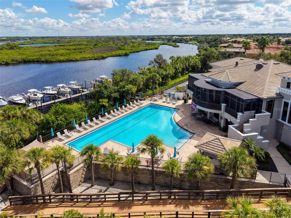 9719 DISCOVERY TERRACE Bradenton, FL 34212