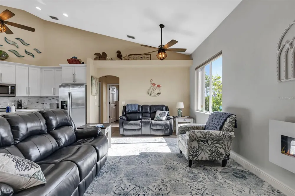 10127 LEBANON DRIVE Port Charlotte, FL 33981