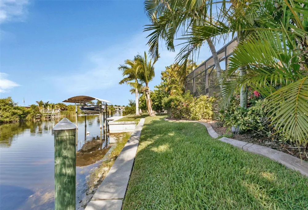 10127 LEBANON DRIVE Port Charlotte, FL 33981