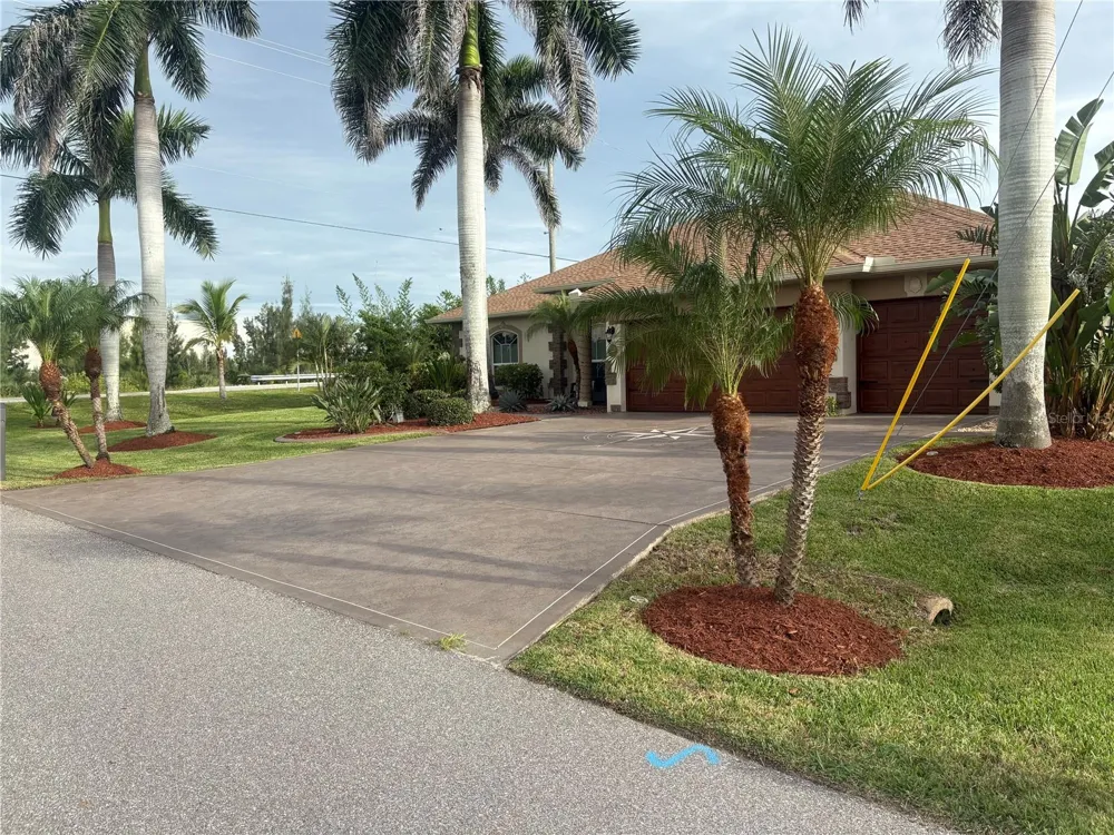 10127 LEBANON DRIVE Port Charlotte, FL 33981