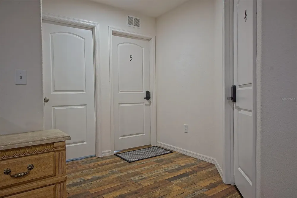 11918 WINTERSET COVE DRIVE Riverview, FL 33579