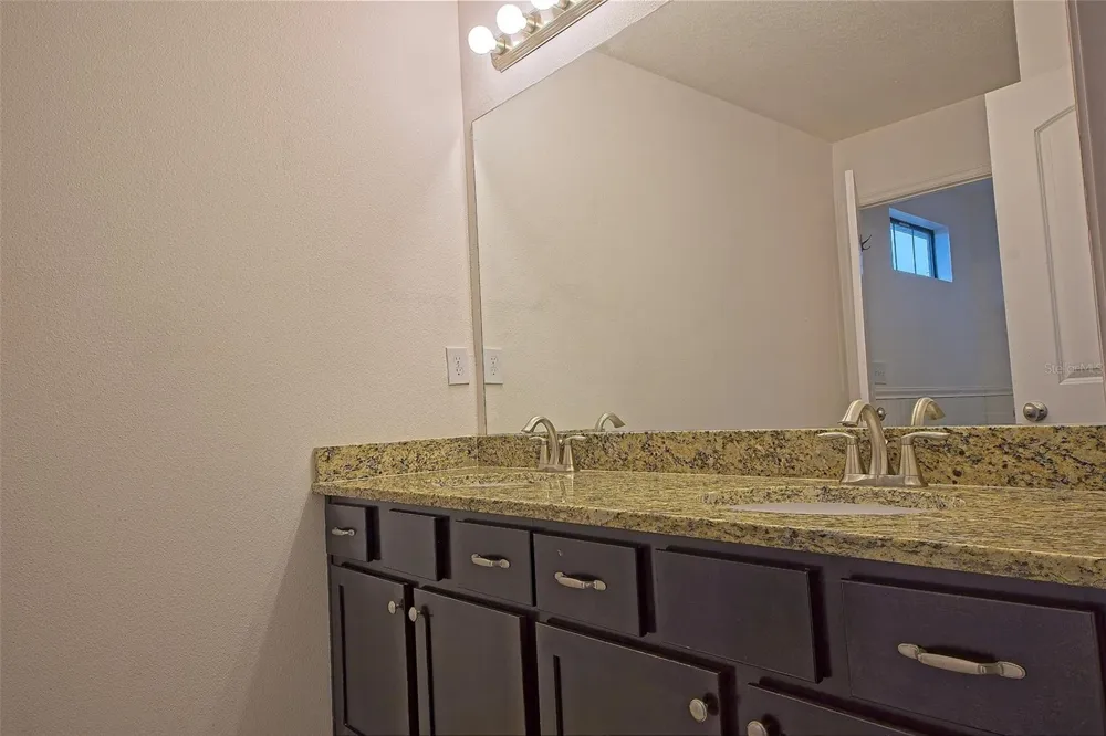 11918 WINTERSET COVE DRIVE Riverview, FL 33579