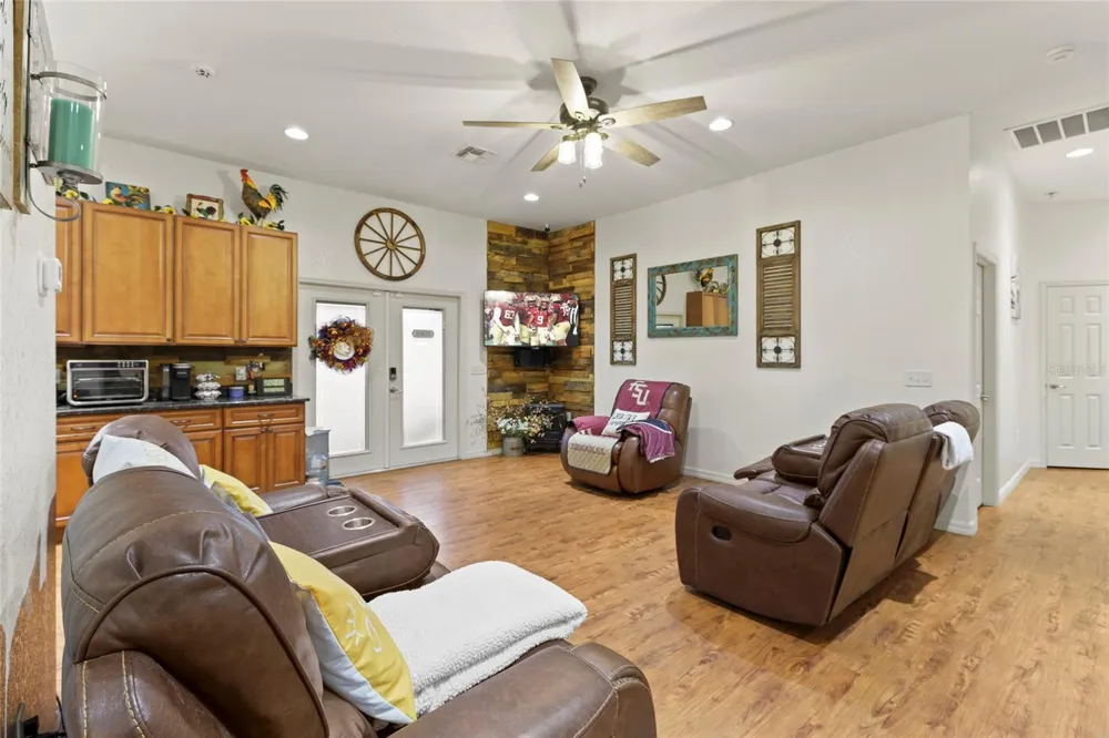 281 GERBER DAIRY ROAD Winter Haven, FL 33880