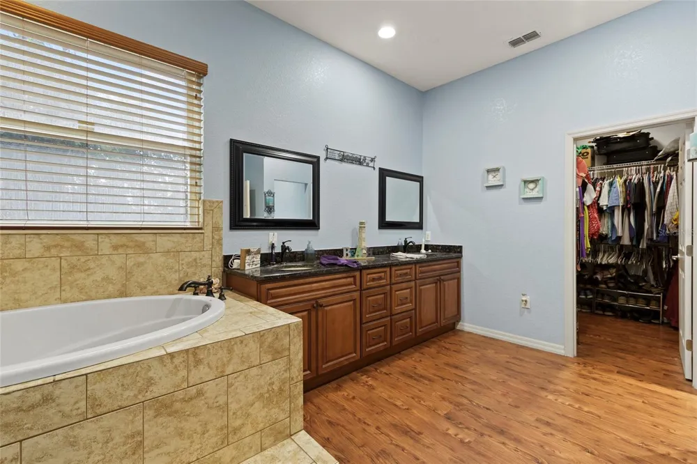 281 GERBER DAIRY ROAD Winter Haven, FL 33880