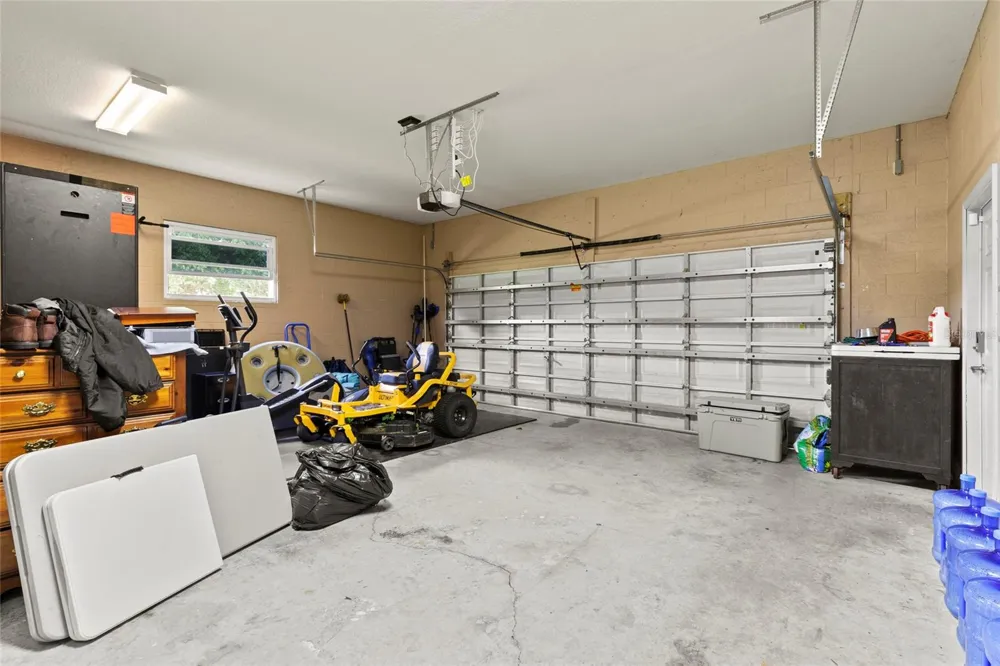 281 GERBER DAIRY ROAD Winter Haven, FL 33880