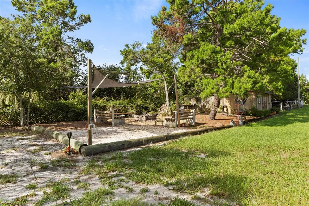 281 GERBER DAIRY ROAD Winter Haven, FL 33880
