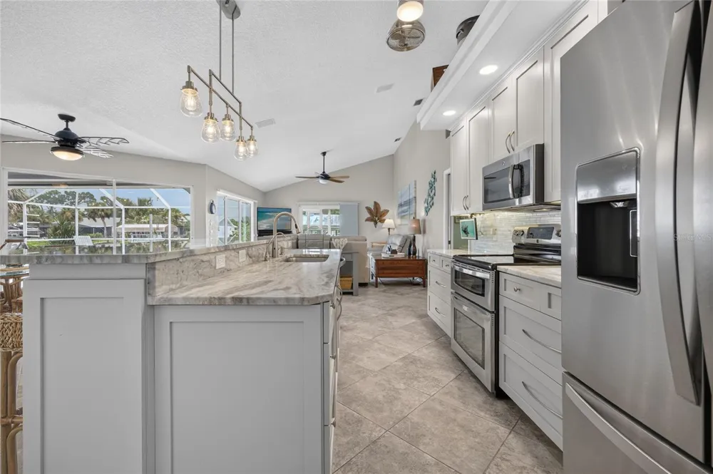 18345 HOTTELET CIRCLE Port Charlotte, FL 33948
