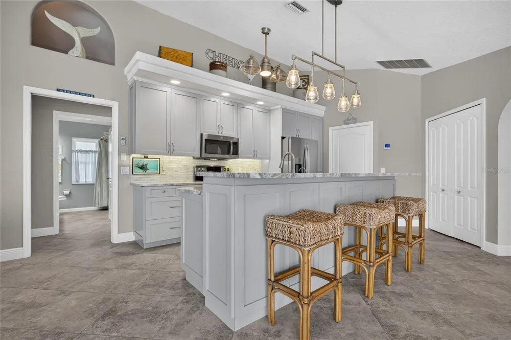 18345 HOTTELET CIRCLE Port Charlotte, FL 33948