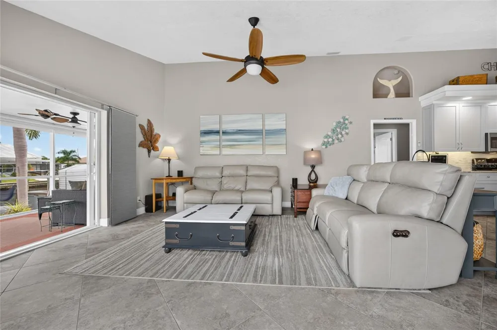 18345 HOTTELET CIRCLE Port Charlotte, FL 33948