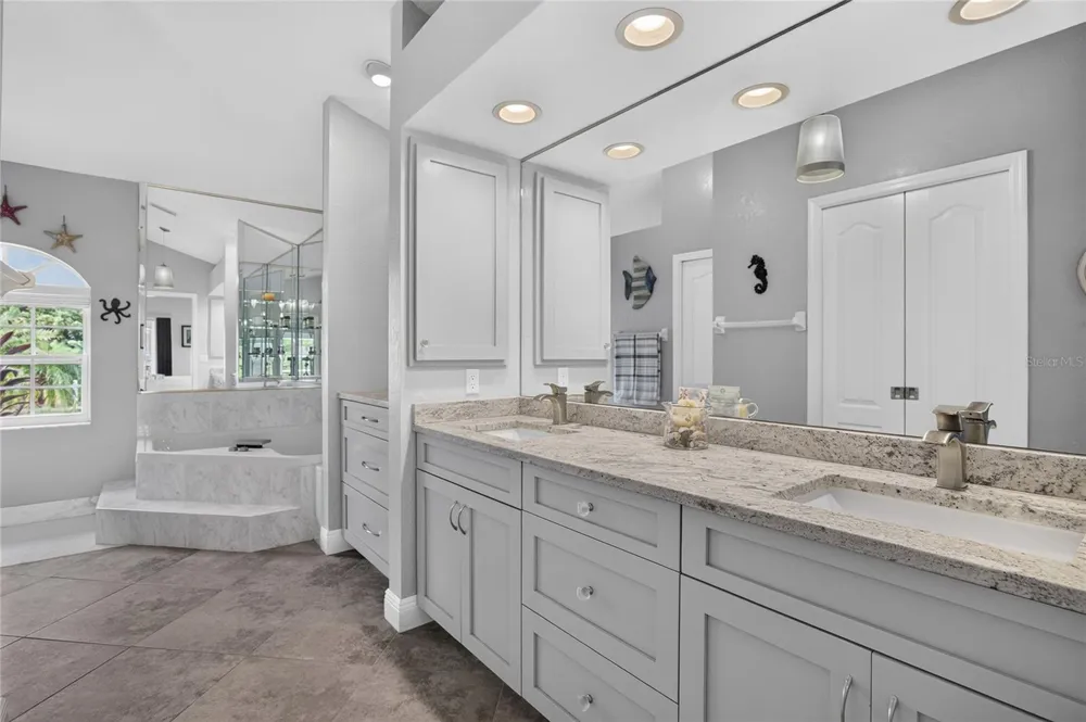 18345 HOTTELET CIRCLE Port Charlotte, FL 33948