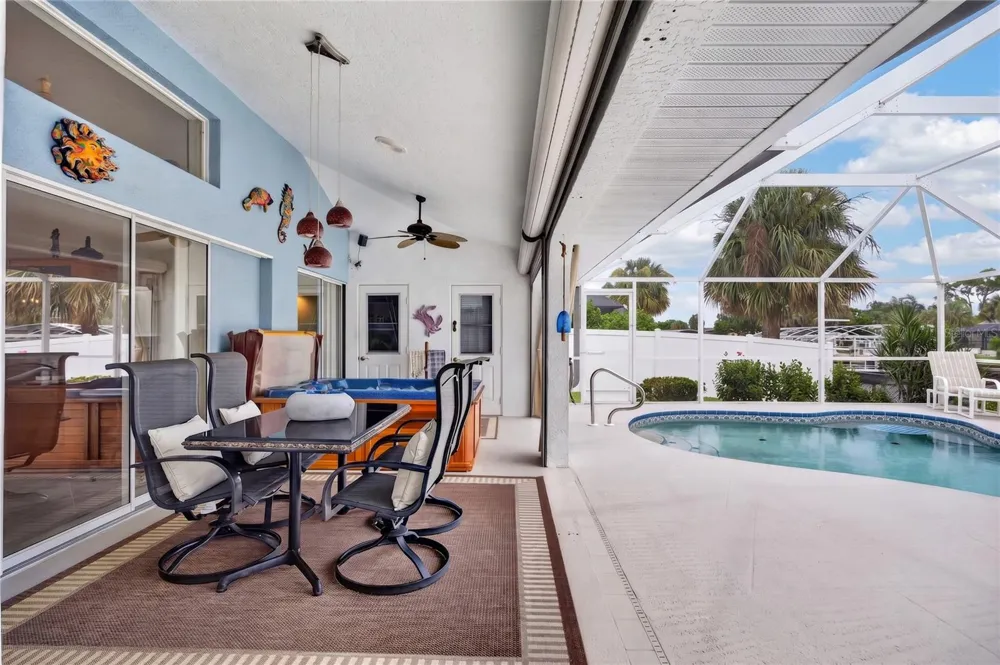 18345 HOTTELET CIRCLE Port Charlotte, FL 33948