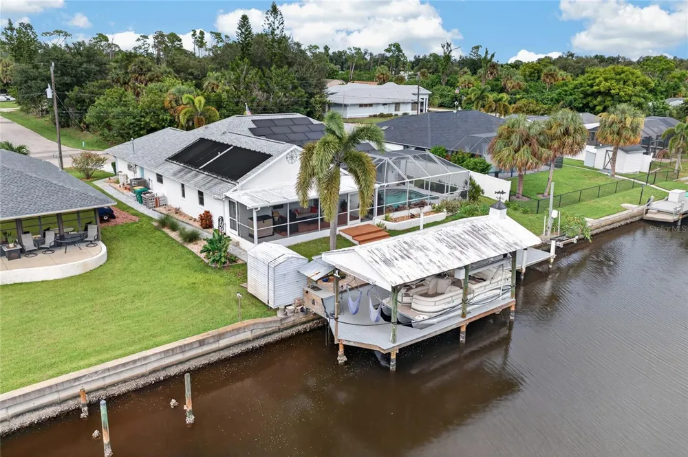 18345 HOTTELET CIRCLE Port Charlotte, FL 33948