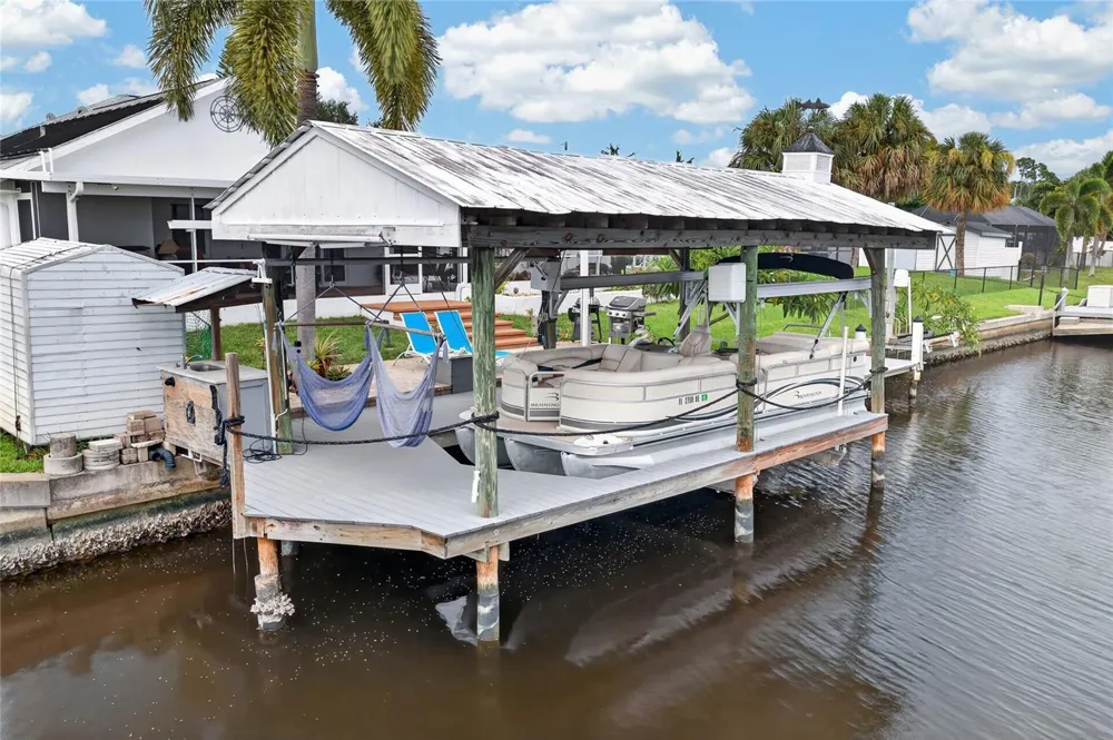 18345 HOTTELET CIRCLE Port Charlotte, FL 33948
