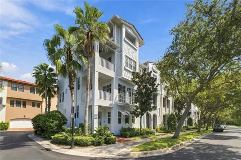 6002 YEATS MANOR DRIVE #101
