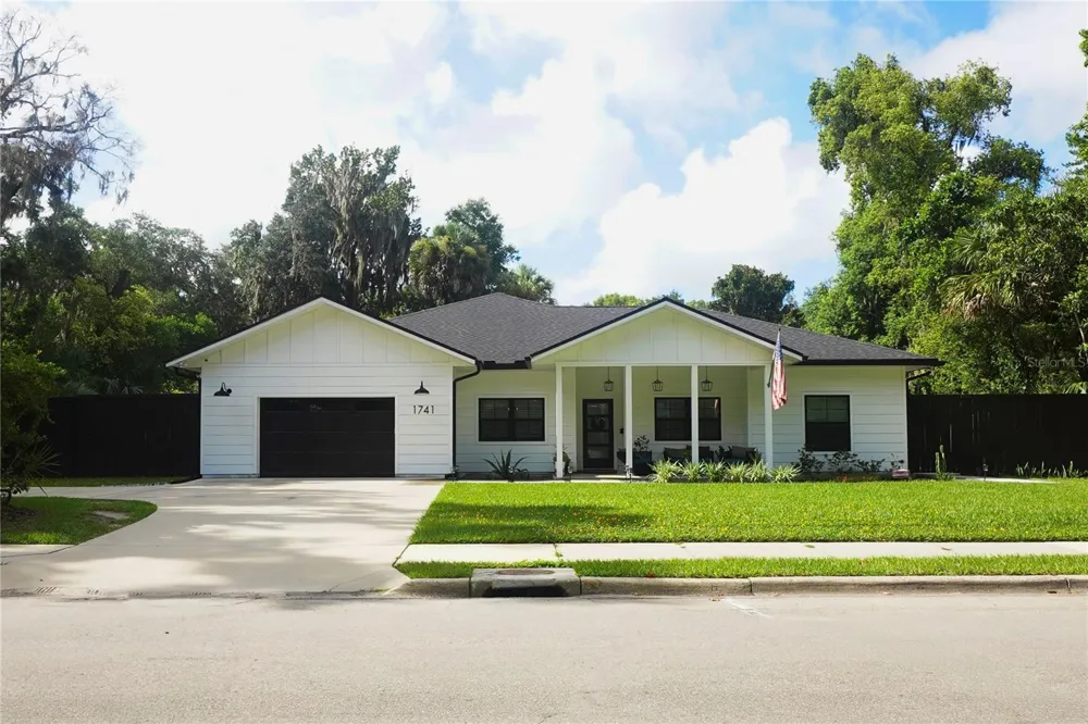 1741 NW 7TH AVENUE Gainesville, FL 32603