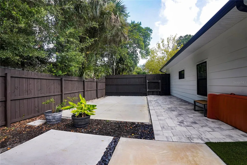 1741 NW 7TH AVENUE Gainesville, FL 32603