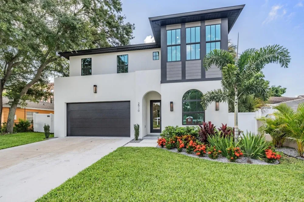 2910 W AILEEN STREET Tampa, FL 33607