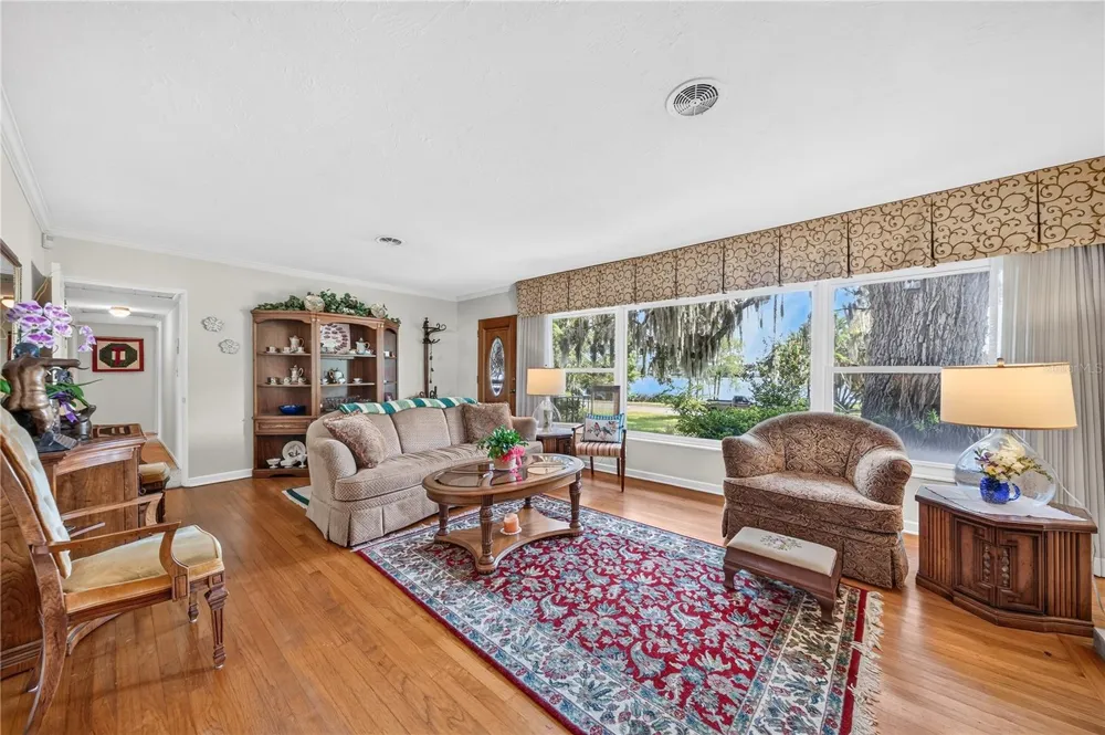 1205 DORCHESTER STREET Orlando, FL 32803