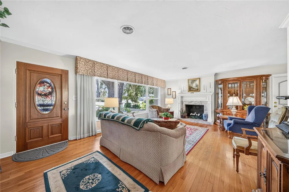 1205 DORCHESTER STREET Orlando, FL 32803
