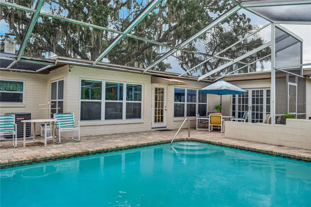1205 DORCHESTER STREET Orlando, FL 32803