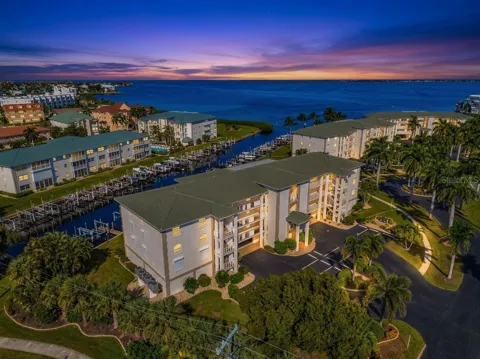 1250 W MARION AVENUE #141
