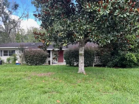 4921 NW 37TH DRIVE