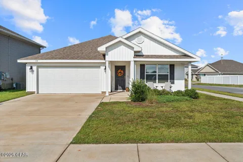 132 Ryder Lane